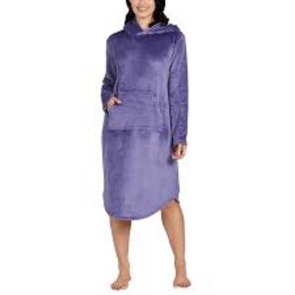 32 Degree Hooded Fleece Lounger NWOT